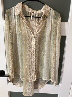 Free People Sz M Floral Print Sheer Button Front Blouse Long Sleeve Polyester -S